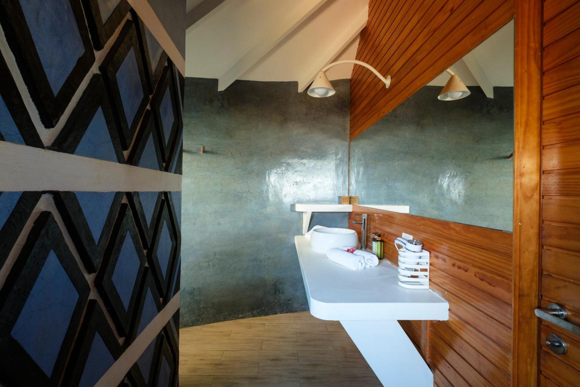 Altiplanico Rapa Nui Hotel Hanga Roa Bagian luar foto